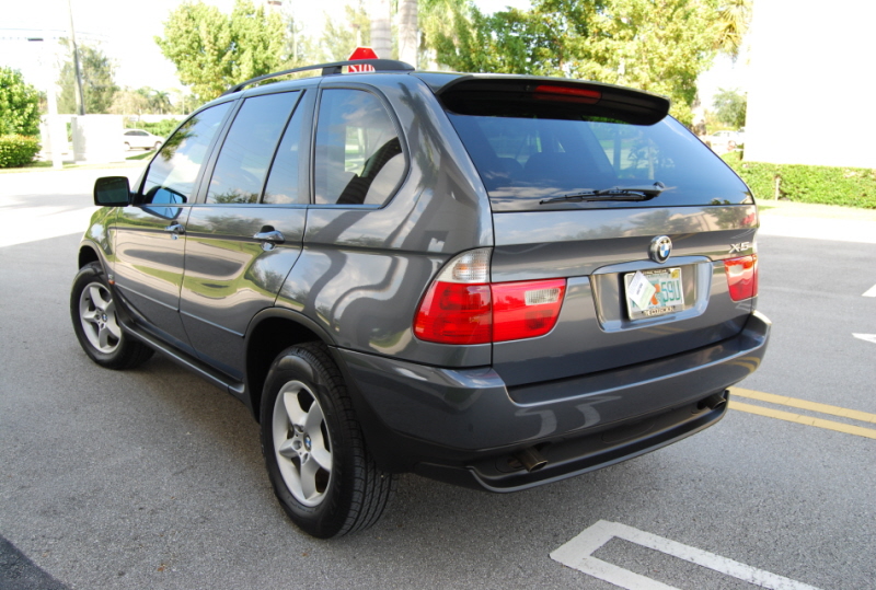 2003 BMW X5 