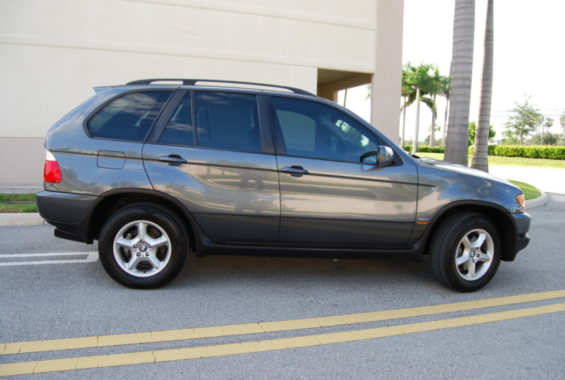 2003 BMW X5 