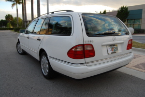 1999 Mercedes E320 