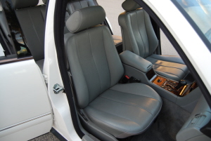 1999 Mercedes E320 