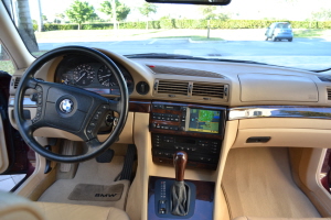 2000 BMW 740iL 