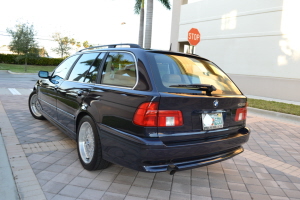 2001 BMW 525it 