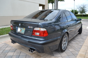 2001 BMW M5 