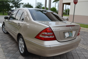 2002 Mercedes C320 