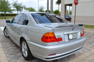 2002 BMW 325ci 