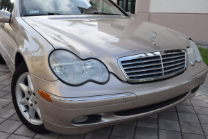 2002 Mercedes C320 