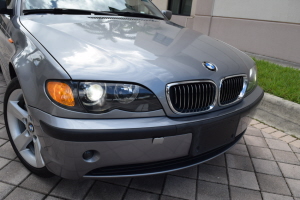 2003 BMW 325xi 