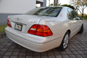 2003 Lexus LS430 