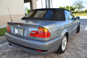 2004 BMW 325ci 