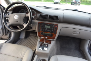 2004 Volkswagen Passat 