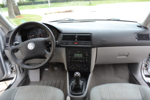 2005 Volkswagen Golf 
