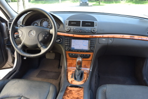 2006 Mercedes E350 