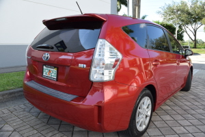 2012 Toyota Prius V Hybrid 