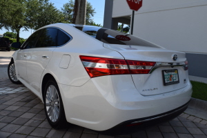 2013 Toyota Avalon Hybrid 