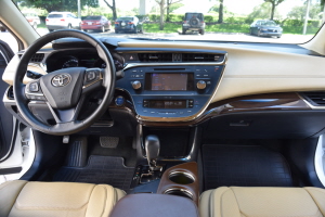 2013 Toyota Avalon Hybrid 