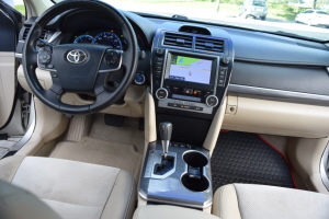 2013 Toyota Camry Hybrid 
