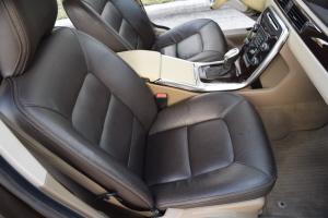 2013 Volvo XC70 