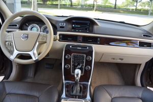 2013 Volvo XC70 