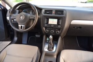 2013 Volkswagen Jetta Hybrid SEL 