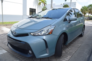 2015 Toyota Prius V Hybrid 