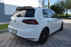2015 Volkswagen eGolf 