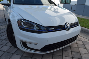 2015 Volkswagen eGolf 