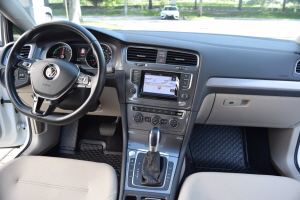2015 Volkswagen eGolf 