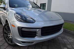 2016 Porsche Cayenne GTS 