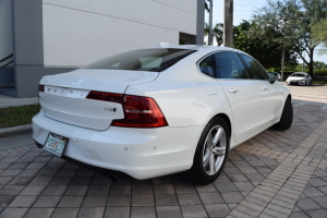 2018 Volvo S90 AWD 