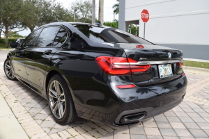 2019 BMW 740i 