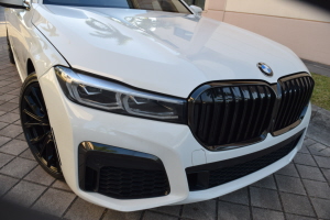 2020 BMW 740i 