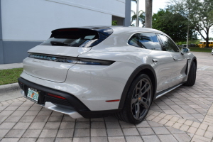 2023 Porsche Taycan Turbo AWD 