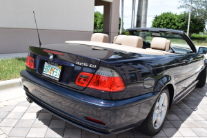 2003 BMW 325ci 