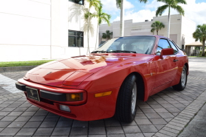 1986 Porsche 944 