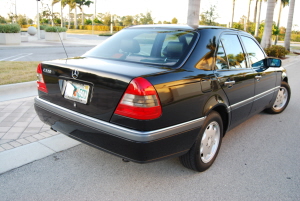 1996 Mercedes C220 