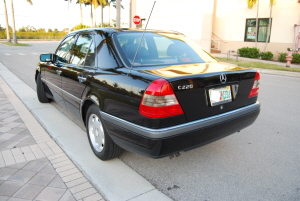 1996 Mercedes C220 