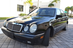 1996 Mercedes E320 