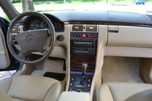 1997 Mercedes E320 