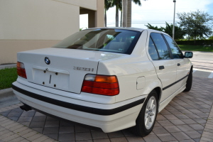 1998 BMW 328i 