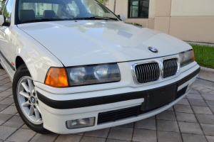 1998 BMW 328i 