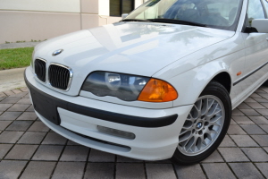 1999 BMW 328i 