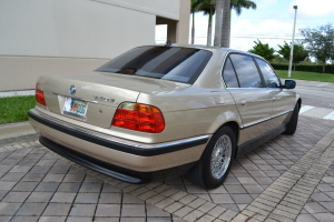 1999 BMW 740iL 