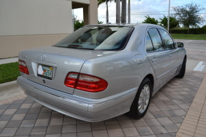 2001 Mercedes E320 