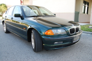 2000 BMW 323i 