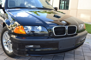 2000 BMW 323i 