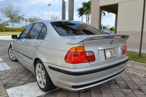 2000 BMW 328i 