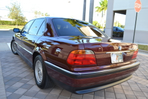 2000 BMW 740iL 