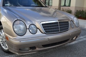 2000 Mercedes E320 