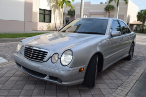 2000 Mercedes E55 AMG 