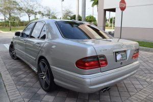 2000 Mercedes E55 AMG 